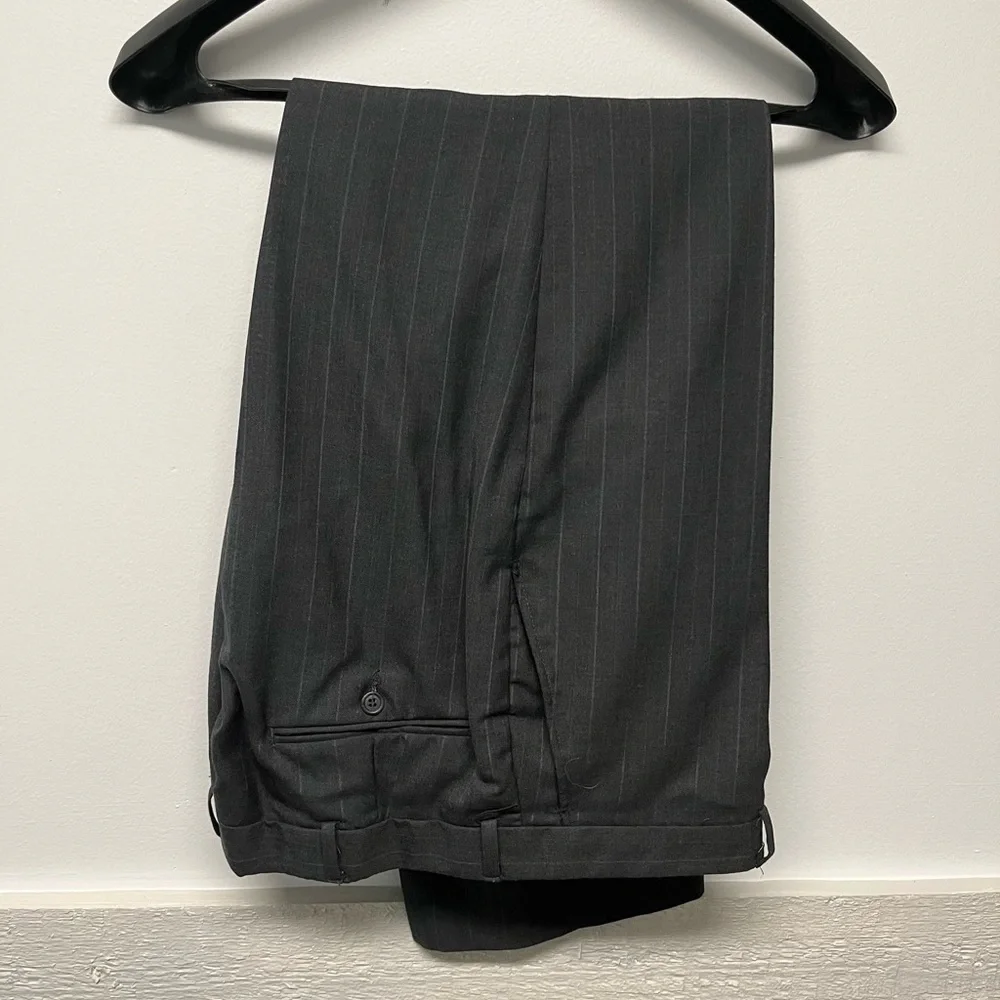 Men’s Suite